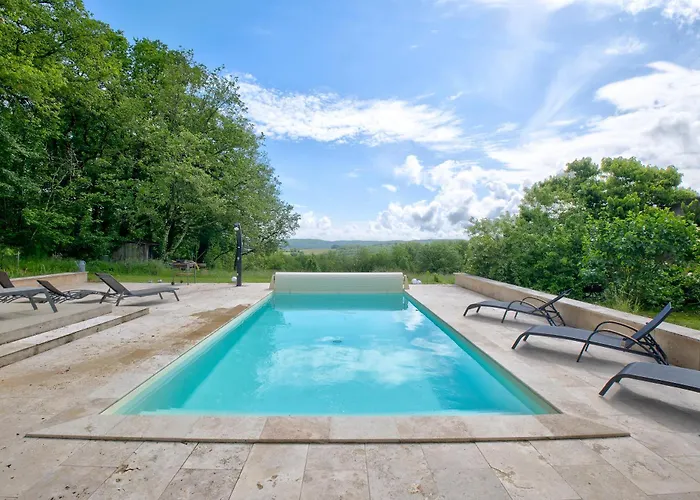 Gite Deodatus Avec Piscine