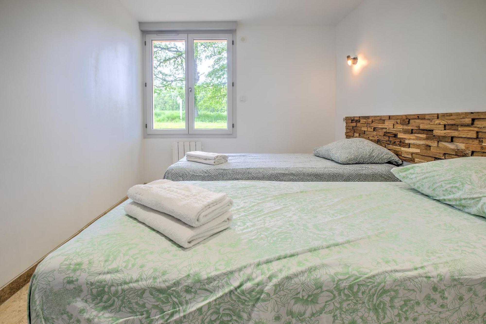 Deodatus Avec Piscine Ferienhaus Cladech