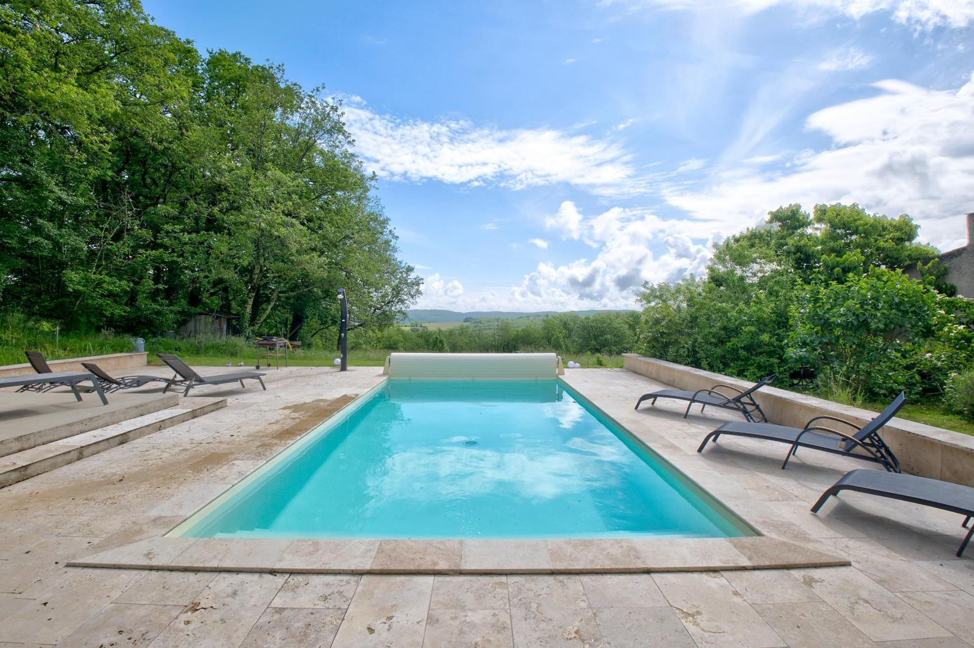 Deodatus Avec Piscine *